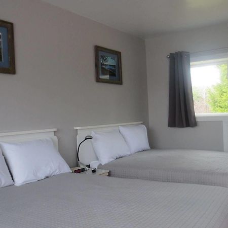 The Sunshine Inn Parrsboro Екстер'єр фото